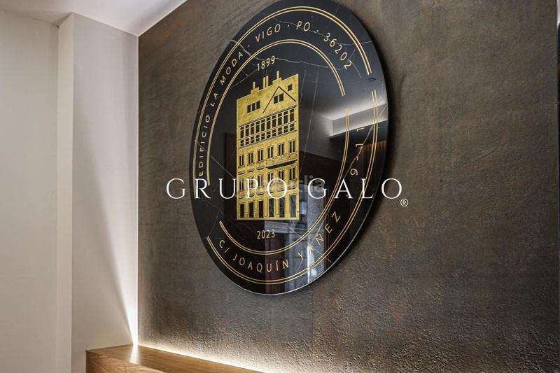 Foto b159205b-65ff-4691-8746-54a887624b1a. Piso en Casco Vello Vigo