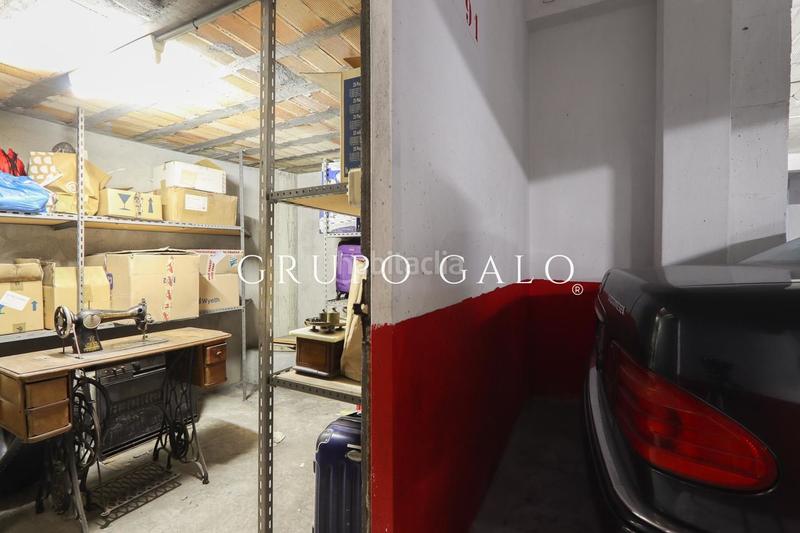 Foto 1d3cc302-7849-45d7-b12f-fc134f40b4a0. Aparcament cotxe a Plaza España - Corte Inglés Vigo