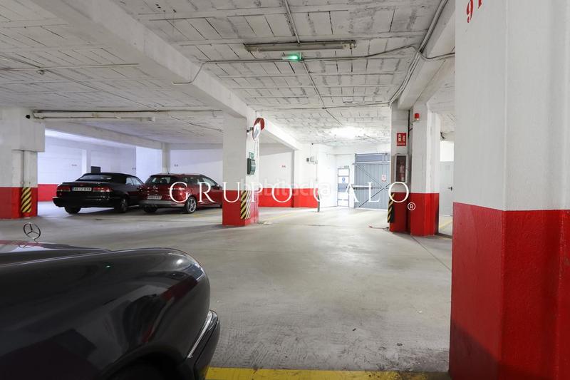 Foto 07bdee4f-bbc5-4acf-bb95-f515284eb5bb. Parking voiture dans Plaza España - Corte Inglés Vigo