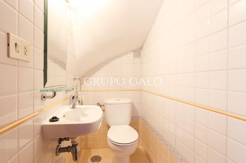 Foto c8c60418-ce85-4722-a481-ffbf6bfc4238. Location duplex avec chauffage parking dans Plaza España - Corte Inglés Vigo