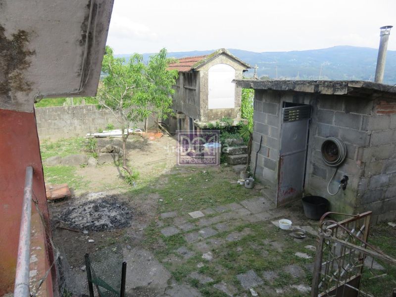 Foto 566ea8b8-9979-4d51-bb86-b0abe9a308a9. Casa amb calefacció aparcament a Mondariz