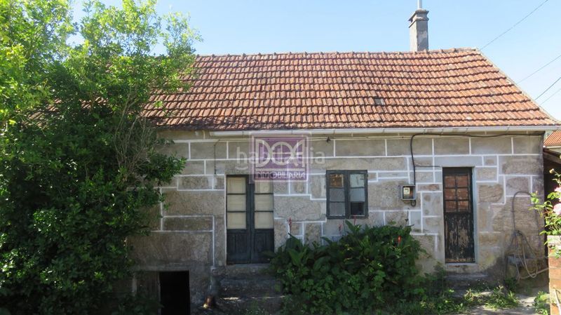 Foto 1b30346c-7c10-49b8-b108-3e2a5286aab2. Masia a Mondariz
