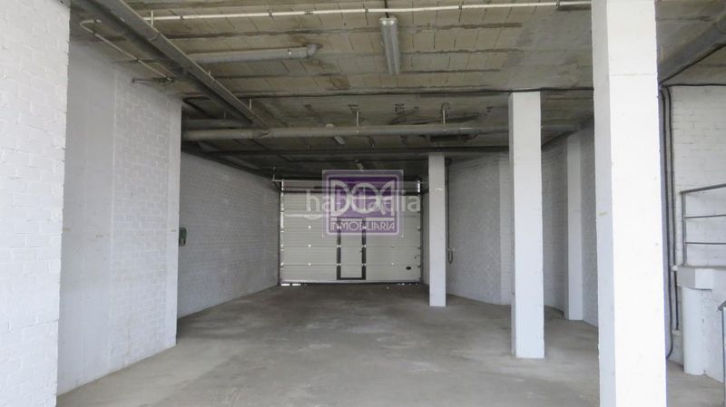 Foto 95f00fb8-16b1-4c89-8315-a6c05540810f. Location local commercial dans Mondariz