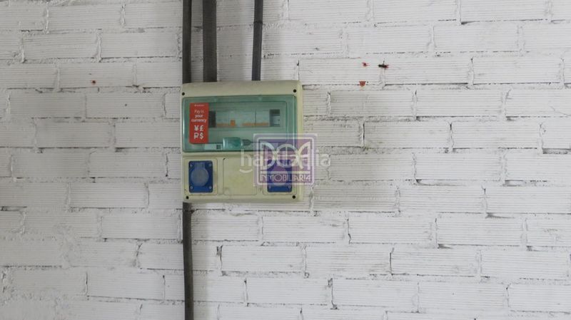 Foto e019da59-24d9-4242-a5d2-dacc9009b95d. Location local commercial dans Mondariz