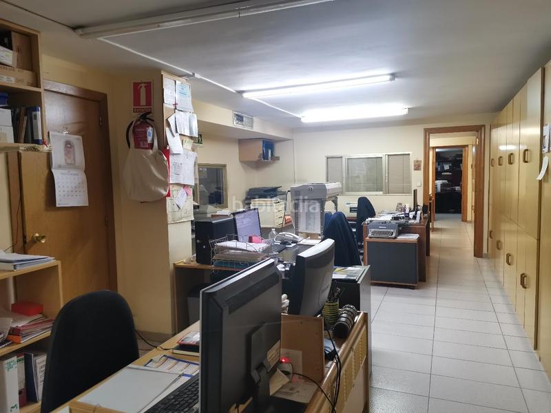 Foto 7024e0e9-ddc9-4cd1-b40d-3a741bf39204. Local commercial dans La Llum Valencia