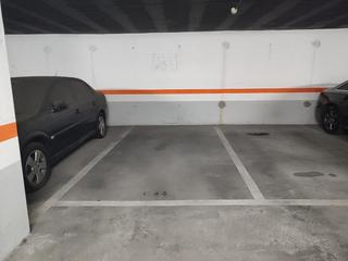 Aparcament cotxe en La Llum. Disponible a la venta plaza de garaje en cesin 75 aos en la ca