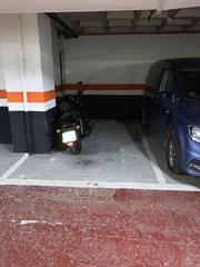 Car parking in DIPUTACIO