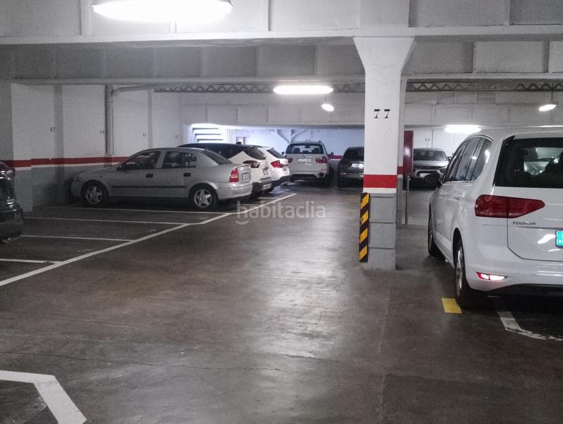 Foto bacfcfce-30f4-442a-b65e-5cc398a09788. Alquiler parking coche en La Nova Esquerra de l´Eixample Barcelona