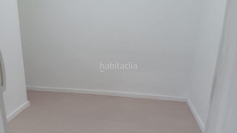 Foto e2bf8e0a-fe0f-4fd1-a64f-815a8900577e. Miete büro in El Camp d´en Grassot i Gràcia Nova Barcelona