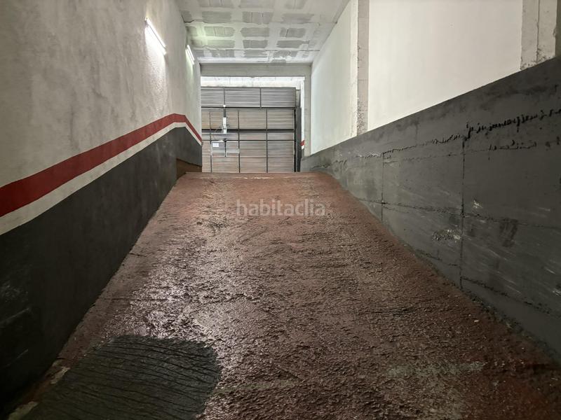 Foto 99d98aca-6ef4-4ab3-87f9-cc5e302cbd00. Parking coche en Barri de les Corts Barcelona