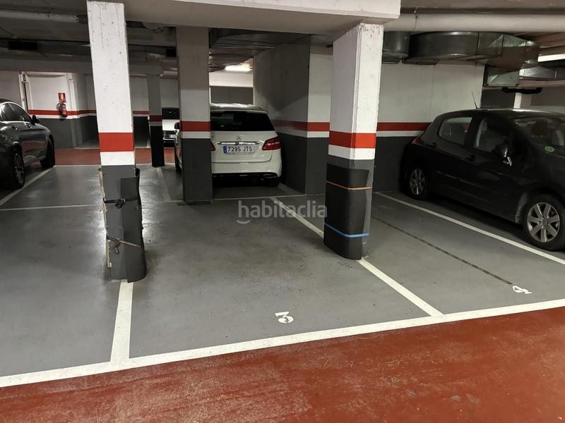 Foto dd0af63a-c4d9-40c5-aa48-71f8388531ba. Parking coche en Barri de les Corts Barcelona
