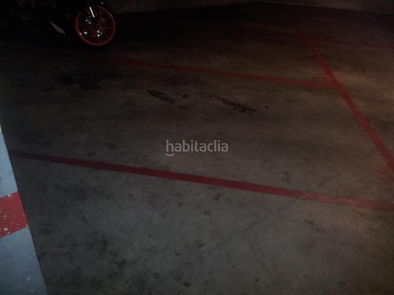 Foto 4b2fcc4f-ddb7-48a5-bd84-be5a3d8f8dc8. Alquiler parking coche en Sant Antoni Barcelona