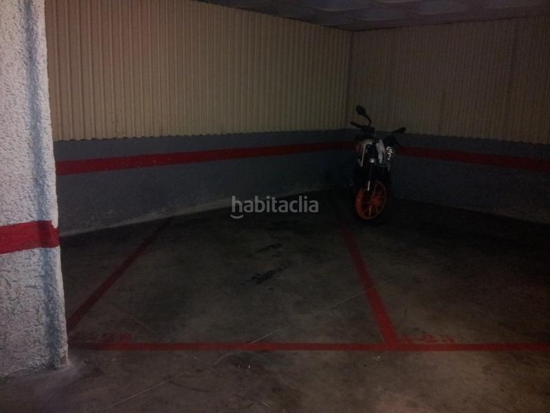 Foto eca9c3ea-ea9c-4c71-ba92-5414f8bb25dc. Alquiler parking coche en Sant Antoni Barcelona