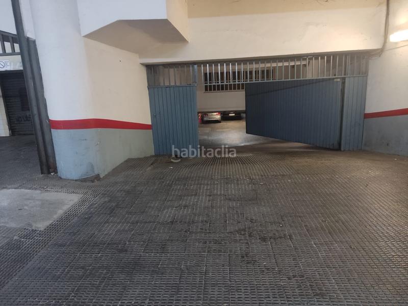 Foto 855cfe0b-c884-4469-9089-7e6cd64274f1. Alquiler parking coche en Sant Antoni Barcelona