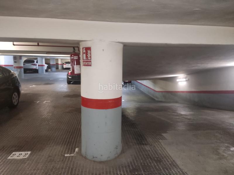 Foto b9b284e9-555b-434a-8d59-84b37e52c86e. Alquiler parking coche en Sant Antoni Barcelona