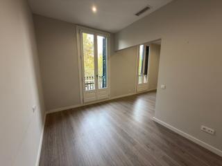 Rent Flat  Corts catalanes