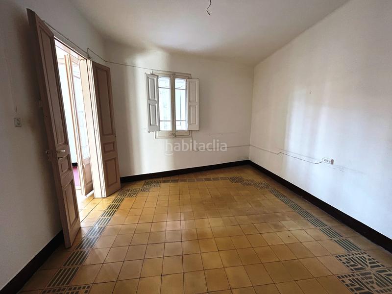 Foto 498595f9-a04f-4adf-b0a4-9e5df3e2472f. Piso en Sant Antoni Barcelona