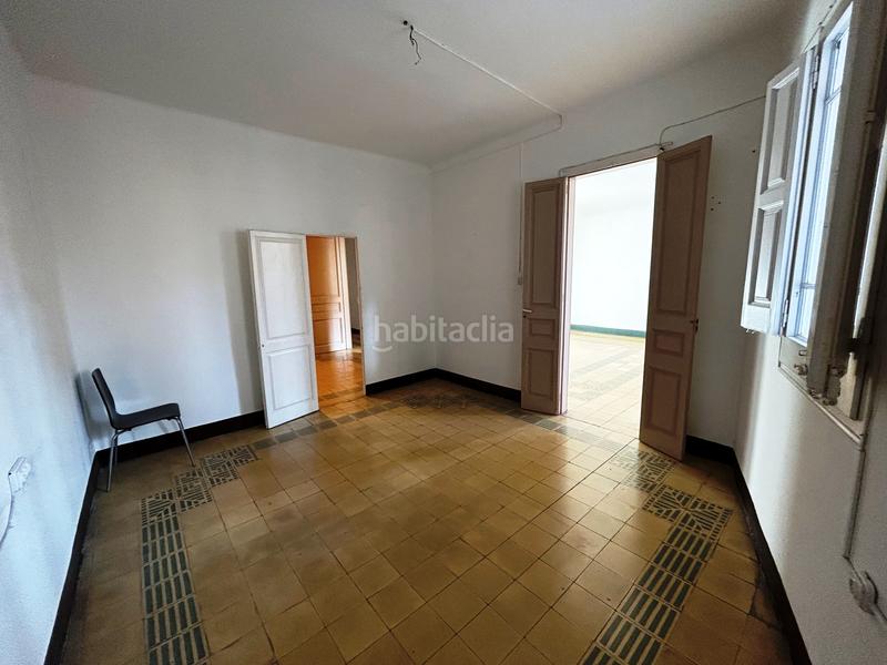 Foto a42c26b8-bace-4d63-ac8f-01597f872d6f. Piso en Sant Antoni Barcelona