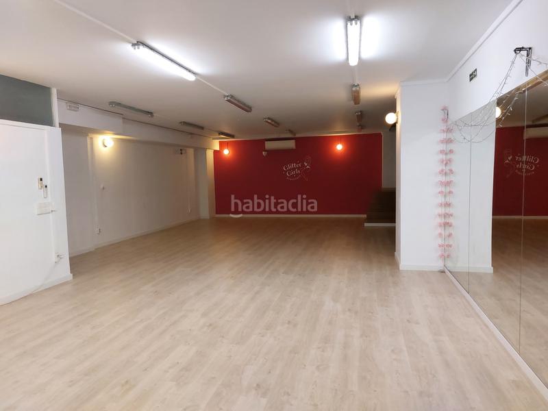 Foto f3f649e1-d524-4821-b2a0-3ccff0444765. Lloguer local comercial a Vila de Gràcia Barcelona