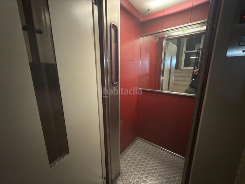 Foto b9b95afb-cbcf-412e-8cdf-fcfb28be3a3f. Location parking voiture dans Sant Antoni Barcelona