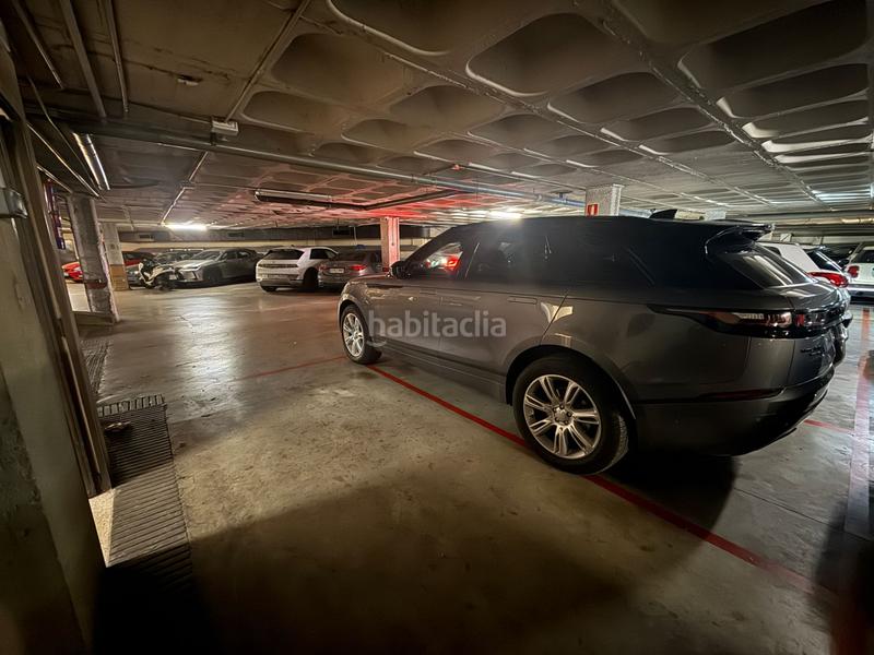 Foto e165b0b4-5d55-491f-93ee-8725065f8222. Location parking voiture dans Sant Antoni Barcelona