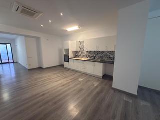 Location Local commercial  Avila