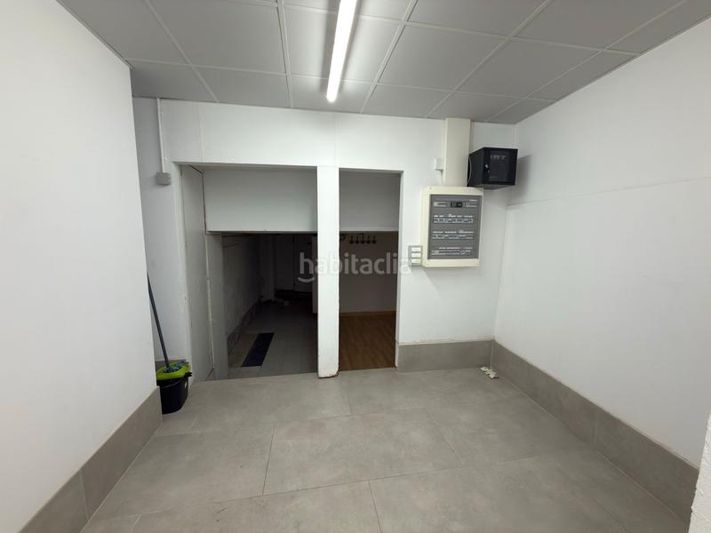 Foto 1e48ebac-2167-4ad3-bf8a-af356b76f5f1. Lloguer local comercial a Sant Antoni Barcelona