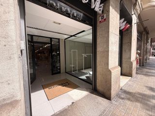 Lloguer Local Comercial  De les corts catalanes barcelona