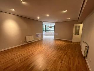 Miete Etagenwohnung in Centro