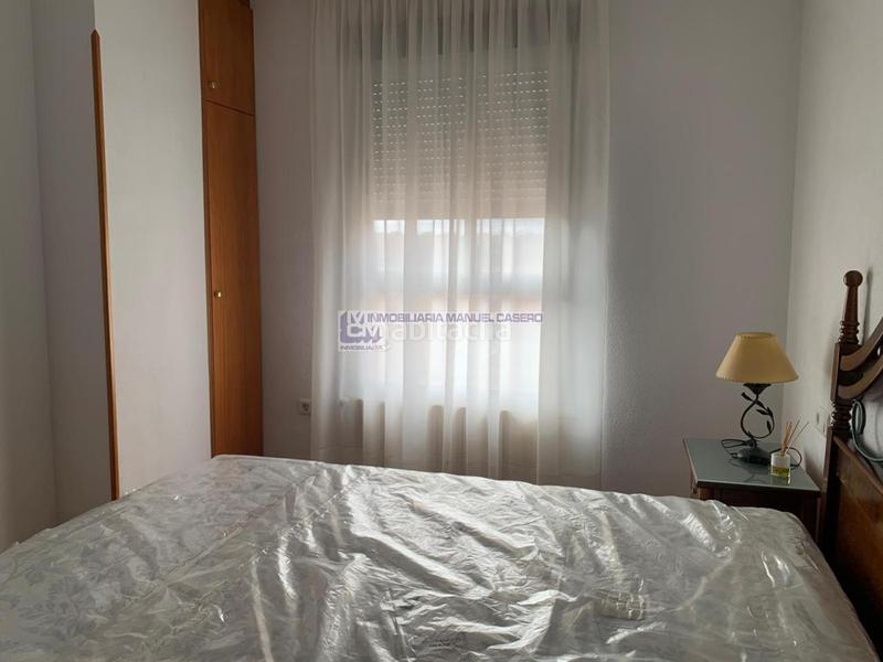 Foto 548a5b80-5788-4ee9-9ef2-278c1a4c9f6a. Location appartement avec chauffage parking dans Centro Cáceres