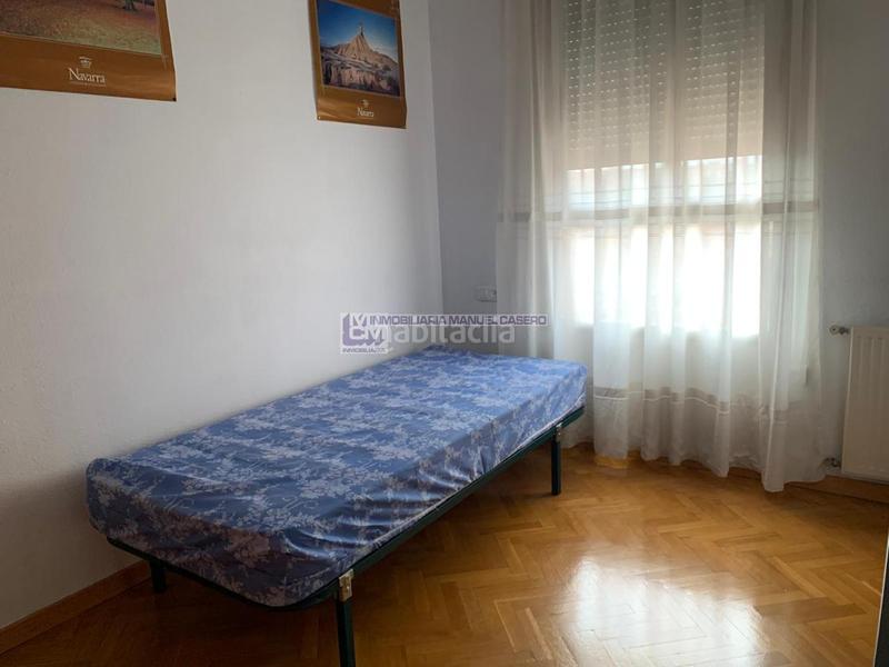 Foto d77c8037-4408-4604-9e0e-1dccd3504c0a. Location appartement avec chauffage parking dans Centro Cáceres
