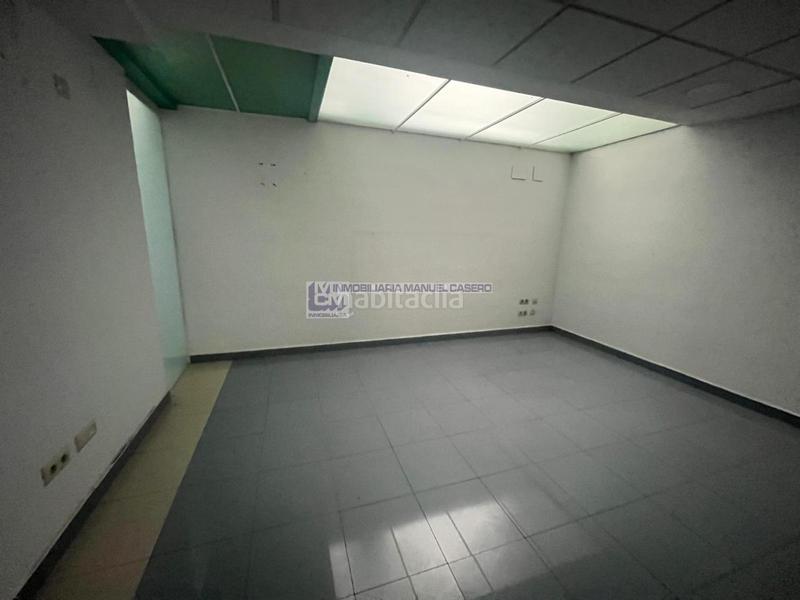 Foto 0c721680-5684-43a8-b0eb-4cd42a51f0b6. Alquiler local comercial en Ruta de la Plata Cáceres