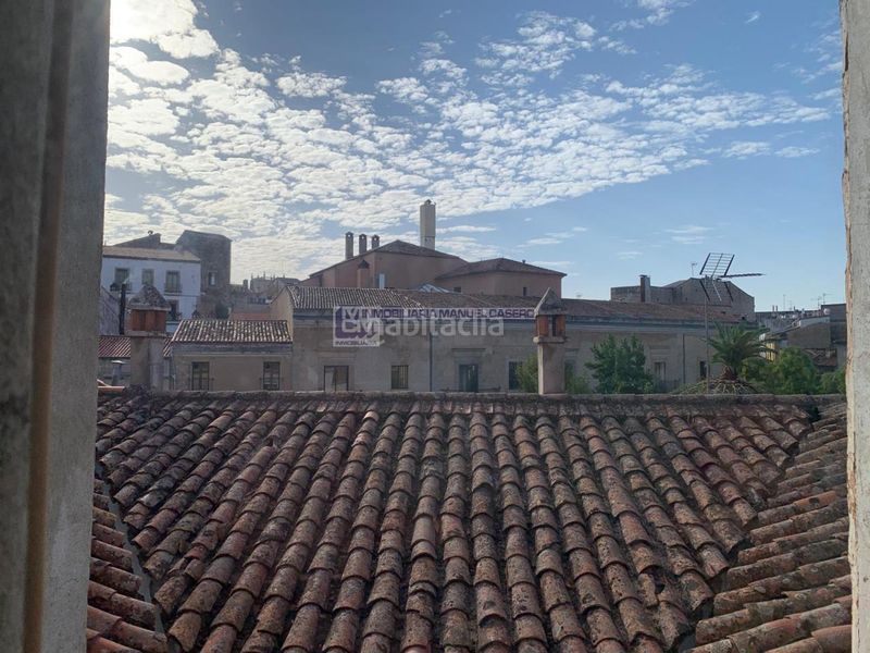 Foto f7e8a967-38da-4dc0-a040-3987f5a7e5e0. Àtic a Casco Antiguo Cáceres