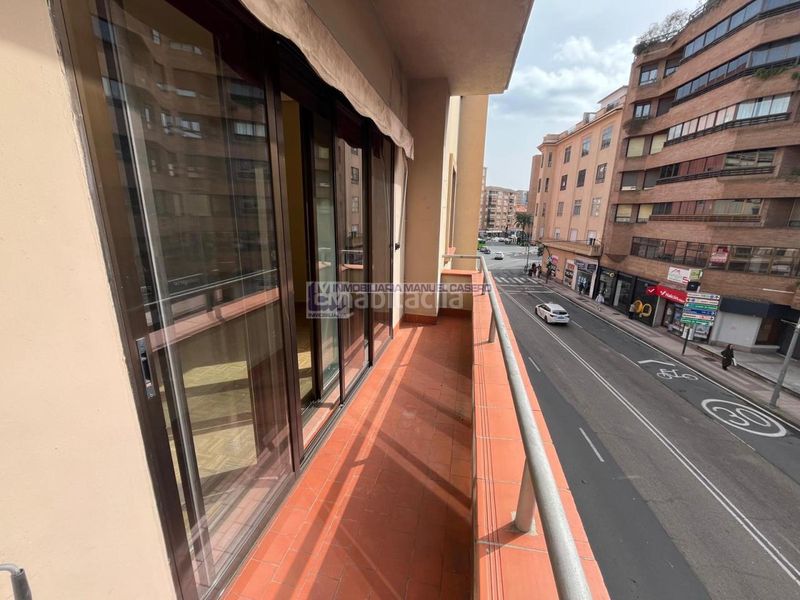 Foto 09297ccd-9c1b-4345-bfc5-5a1de68285c2. Pis amb calefacció a Centro Cáceres