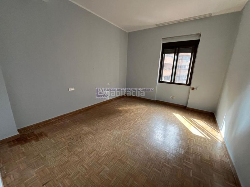 Foto b0196cf4-0cf6-4f74-a746-800f0b9d8c21. Pis amb calefacció a Centro Cáceres