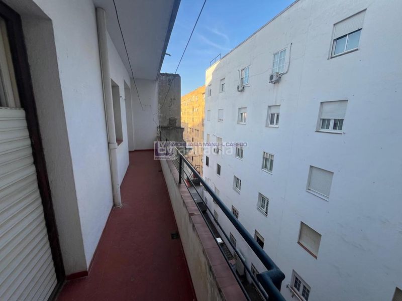 Foto 342b302c-d36b-47aa-a678-6413af3a25bd. Piso en Centro Cáceres