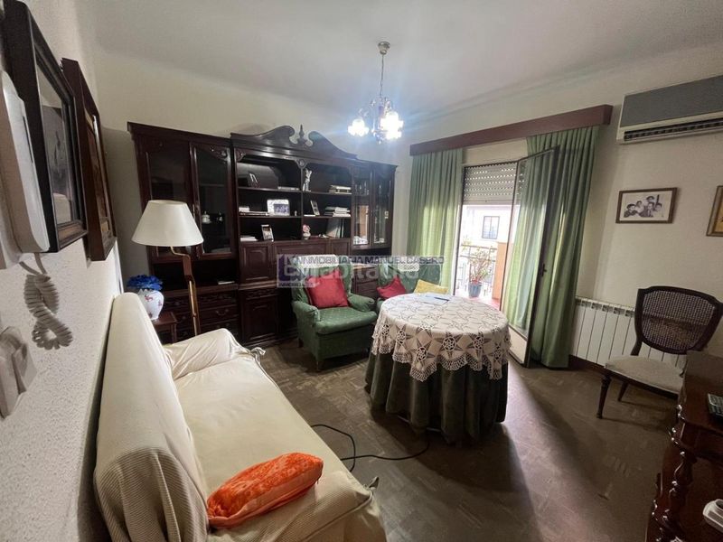 Foto 618de2de-6bd1-43d0-ae91-c8ea52fdf0ee. Piso en Centro Cáceres