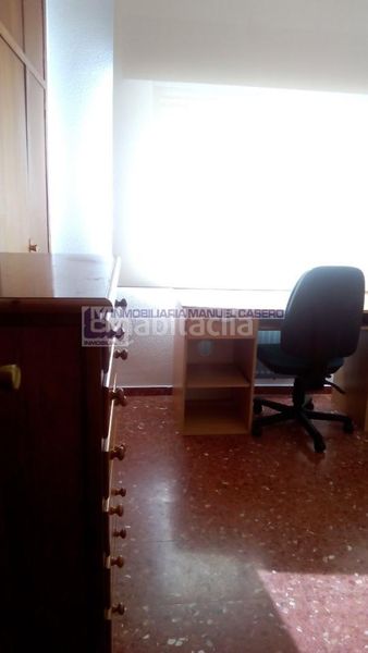 Foto cf7d9a4c-6de3-4209-a54e-29762504e68e. Lloguer pis amb calefacció a Casco Antiguo Cáceres