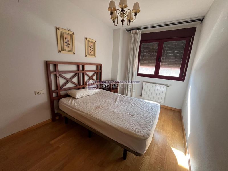 Foto 12654d25-12e6-4a14-8e5a-97676ff04ad9. Apartament amb calefacció aparcament piscina a Aguas Vivas - La Zambomba Cáceres