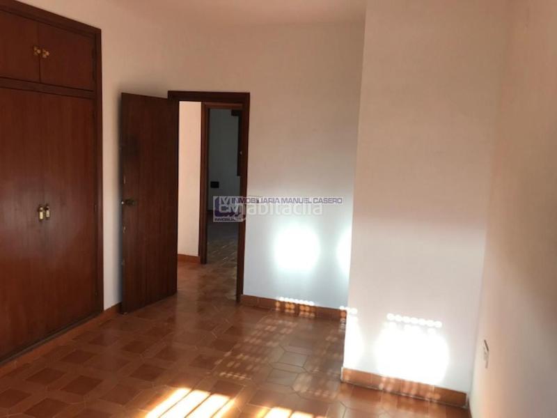 Foto 46e12d31-21a8-42f1-abb4-b7728fcda65d. Chalet with heating parking pool in Campus Universitario Cáceres