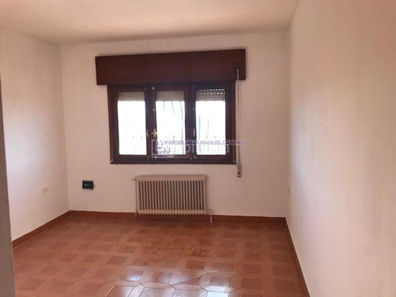 Foto e2f1aaab-2528-4a14-91d9-216628f5fed8. Chalet with heating parking pool in Campus Universitario Cáceres