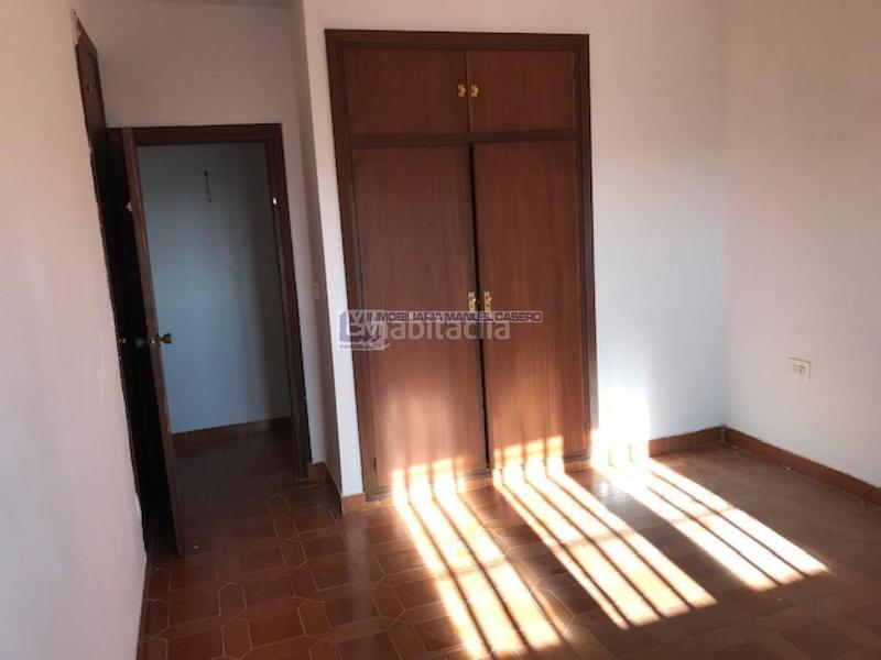 Foto 2fc835ea-f80a-437f-9e46-2454a6351bfa. Xalet amb calefacció aparcament piscina a Campus Universitario Cáceres