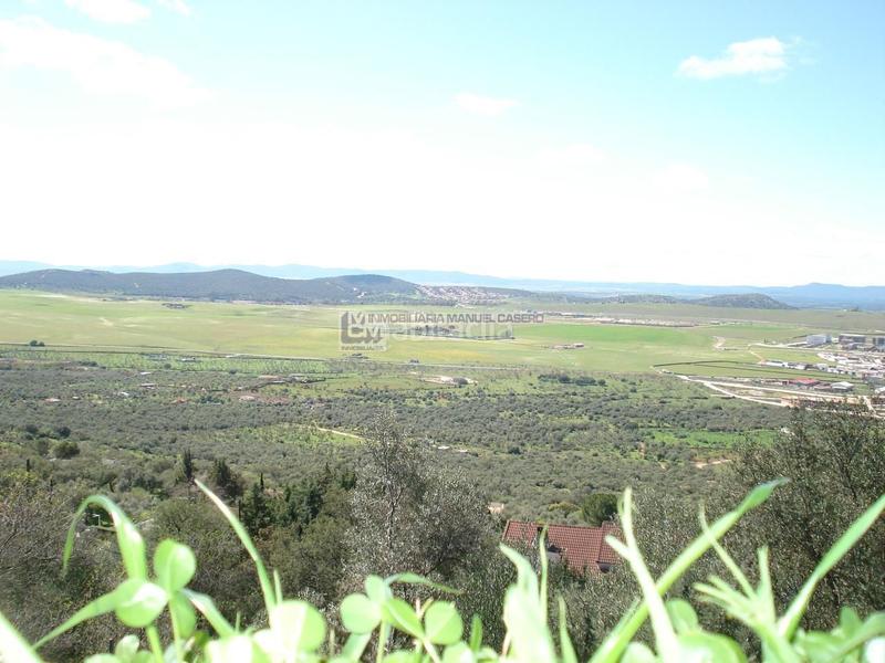 Foto 8d2e77ad-6b72-4995-a366-610e18ec51a1. Xalet amb calefacció aparcament piscina a Campus Universitario Cáceres