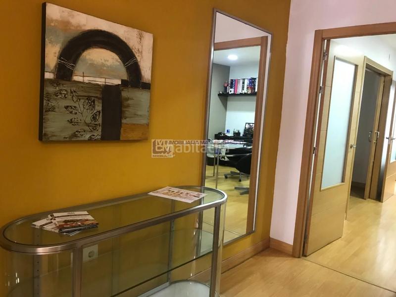 Foto 2e2c9349-3186-4c96-9a48-9f39d697c0c1. Affitto locale commerciale con riscaldamento in Centro Cáceres