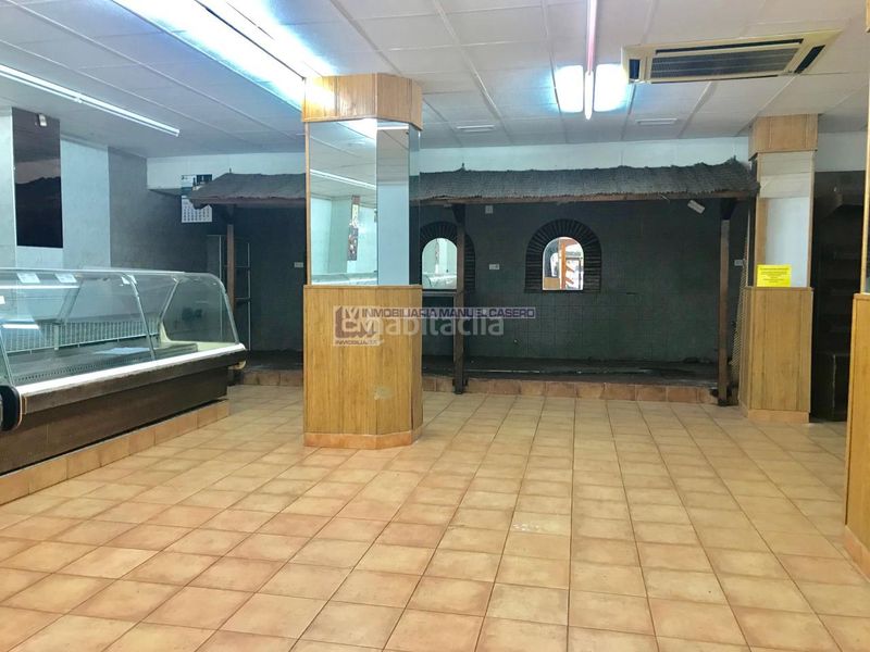 Foto 5d9e105f-10bb-4eaf-8a94-ff10e49c6e34. Lloguer local comercial a Centro Cáceres