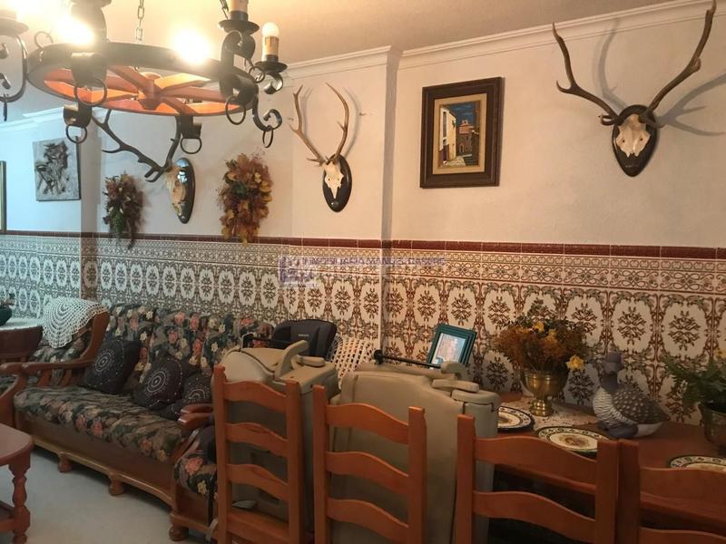 Foto ad87ed44-f8c9-49fc-81ec-a96b2bcbc885. Chalet con riscaldamento parcheggio piscina in Ruta de la Plata Cáceres