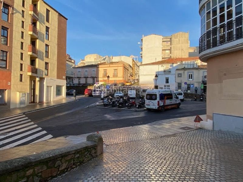 Foto 5f1b6bbc-e1f0-48f3-983c-68ceb97a4ff4. Local comercial amb calefacció a Casco Antiguo Cáceres