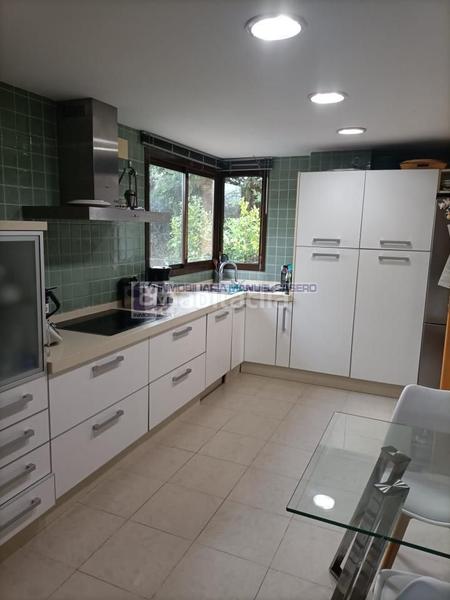 Foto 4cefeda3-8feb-46f5-9e62-e7b50953d1eb. Chalet avec chauffage parking piscine dans Ceres Golf Cáceres