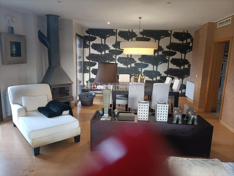 Foto 0bf483f4-9a3f-4ad1-b329-f27cb221068b. Xalet amb calefacció aparcament piscina a Ceres Golf Cáceres