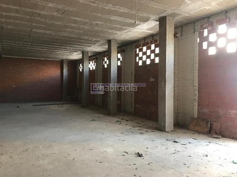 Foto 0e9c7d75-c60d-4b38-9f6b-4cd49a346fba. Rent business premise in Centro Cáceres